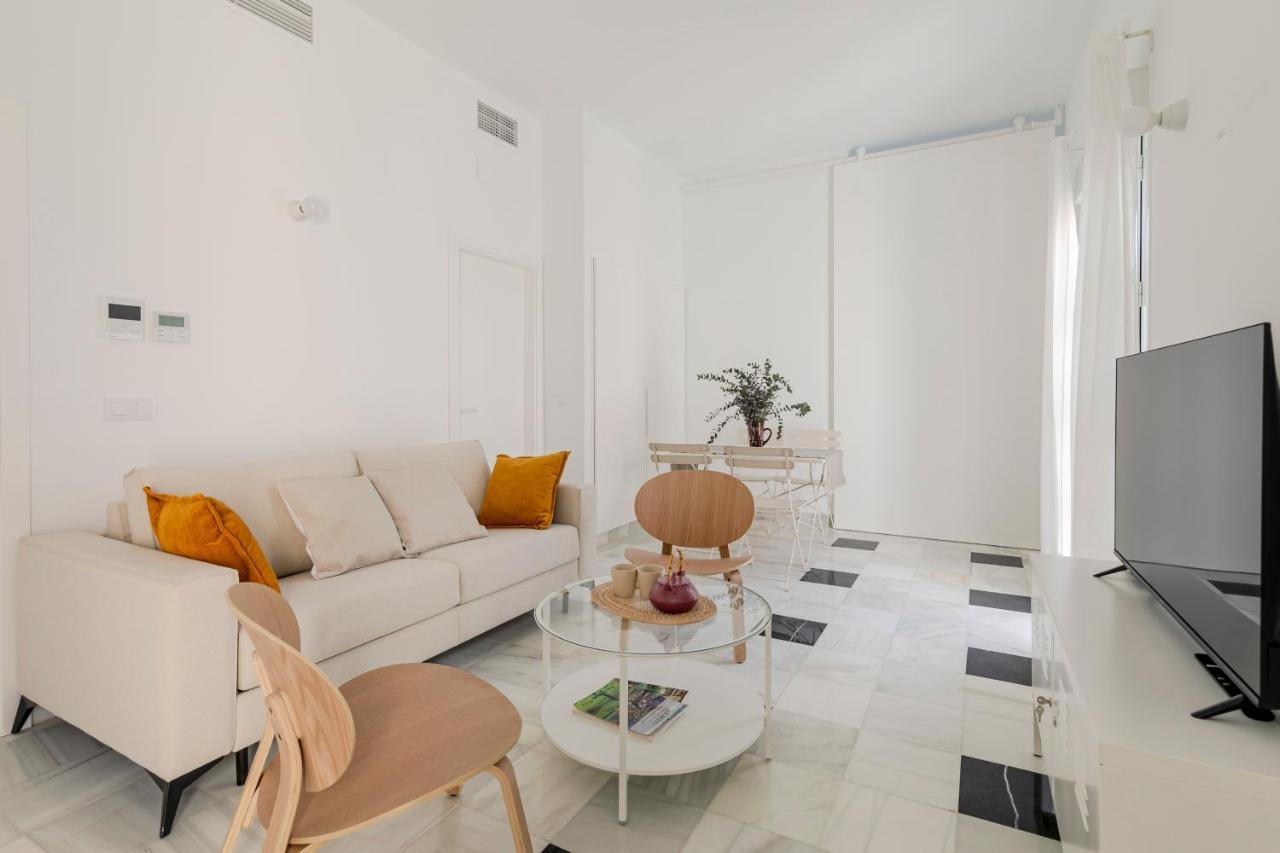Aurora Terrace Apartments Севілья Екстер'єр фото