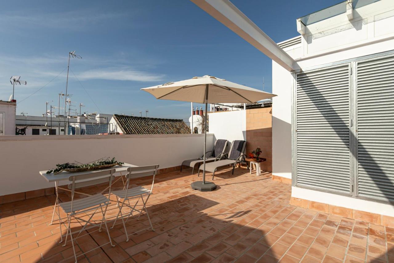 Aurora Terrace Apartments Севілья Екстер'єр фото