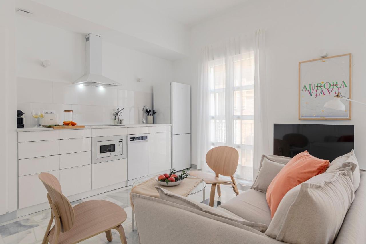 Aurora Terrace Apartments Севілья Екстер'єр фото