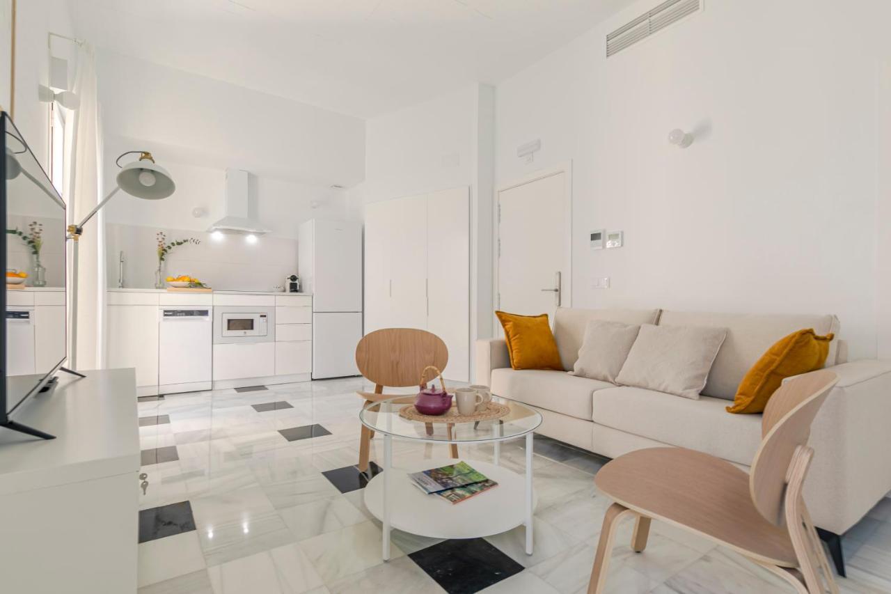 Aurora Terrace Apartments Севілья Екстер'єр фото